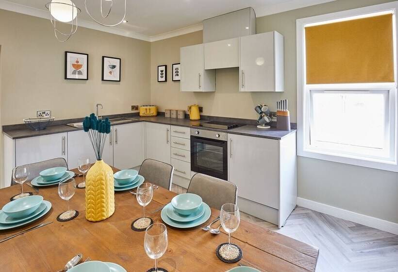 Host Stay Columbus View