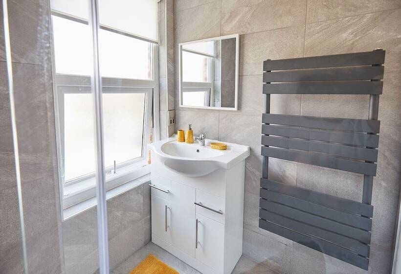 Host Stay Columbus View