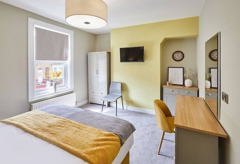 Host Stay Columbus View