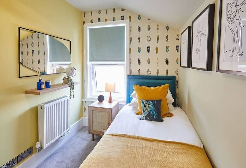 Host Stay Columbus View