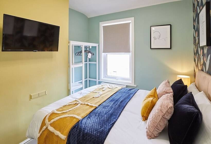 Host Stay Columbus View