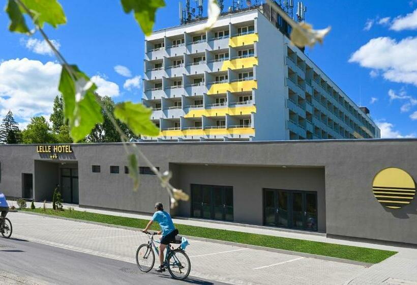 Отель Lelle