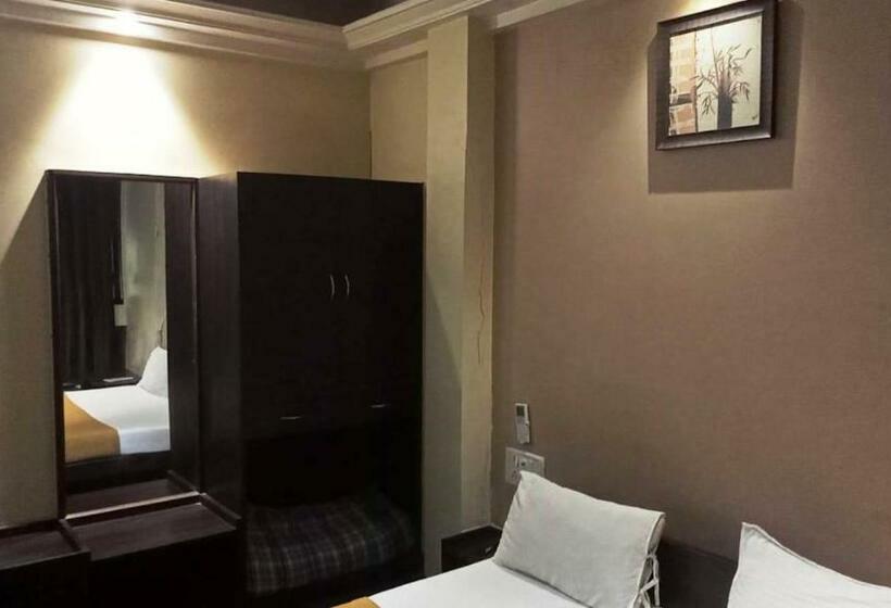 Hotel Shubham Lodging&boarding