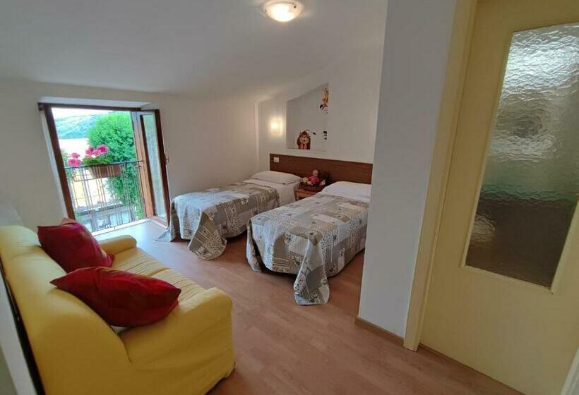 פנסיון Amoroso S House, Affittacamere