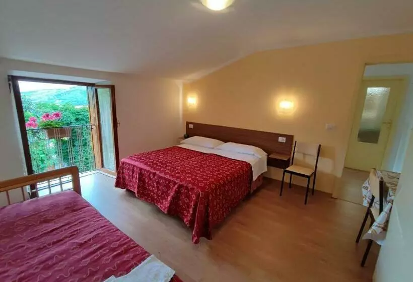 Majatalo Amoroso S House, Affittacamere