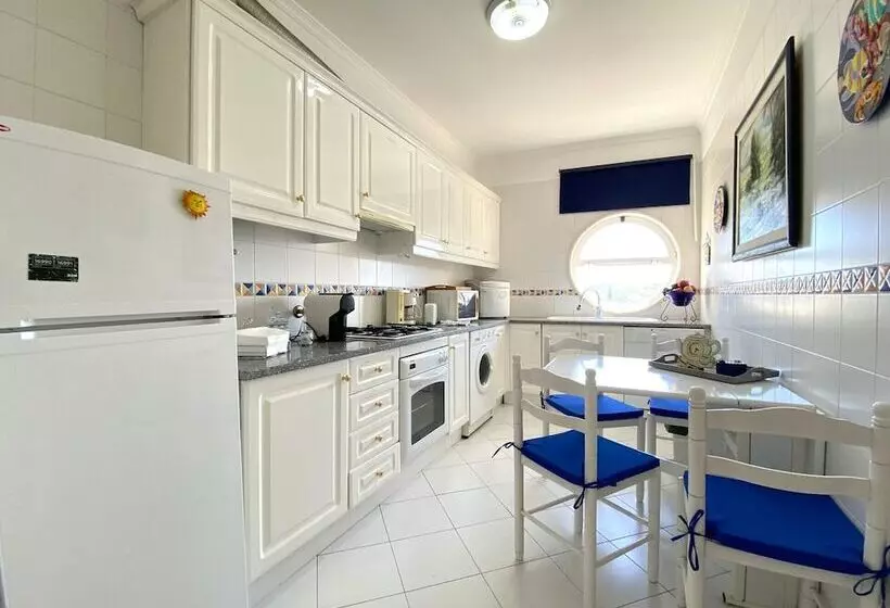 Vilamoura Central 2 With Pool By Homing