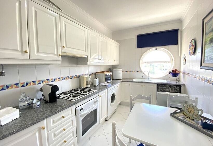 Vilamoura Central 2 With Pool By Homing