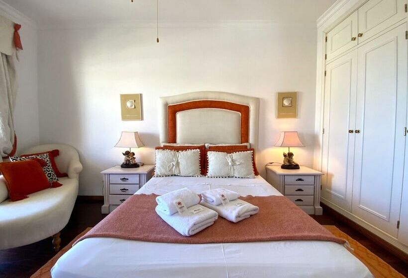 Vilamoura Central 2 With Pool By Homing