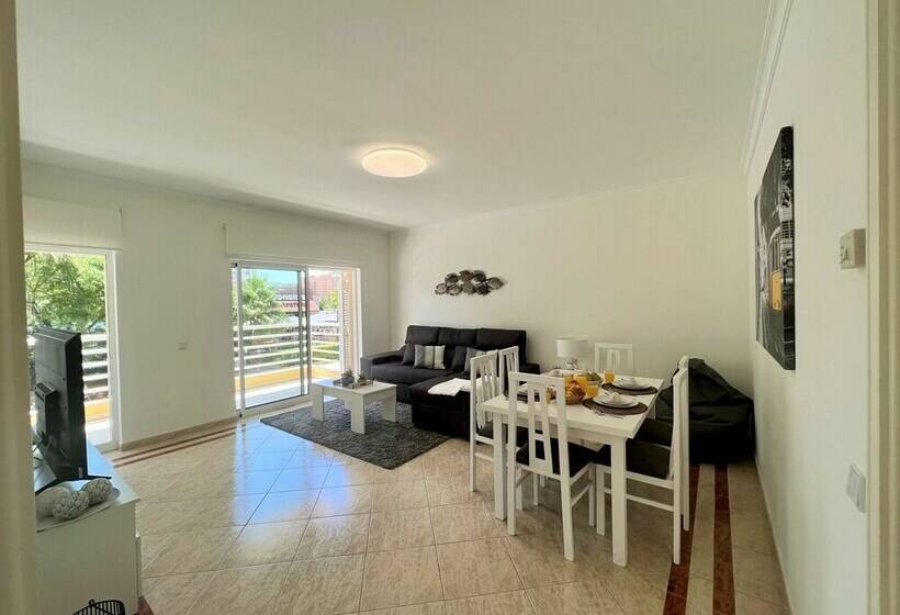 Vilamoura Central 2 With Pool By Homing