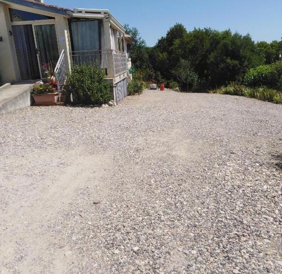 مبيت وإفطار La Grand Vigne