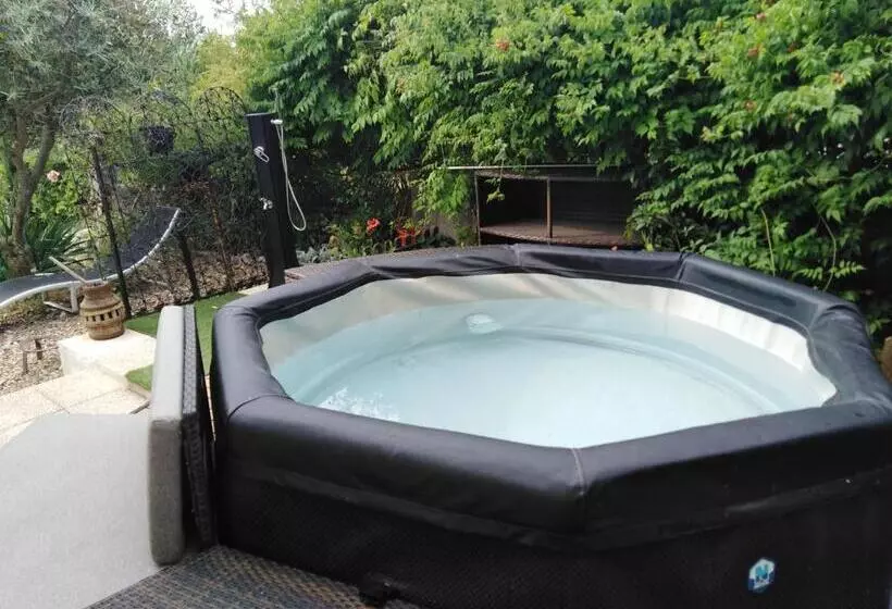 Aamiaismajoitus (B&B) La Grand Vigne