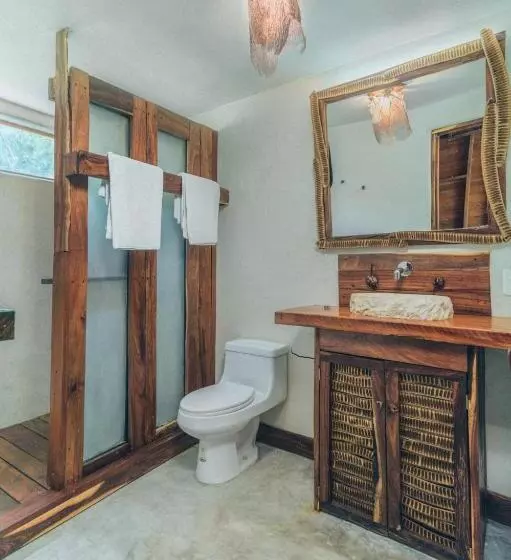 Hotelli Embajada Universal By La Eufemia Group