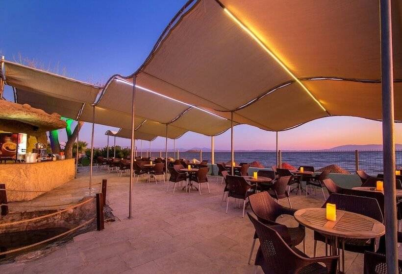 هتل Grand Sahins Gumuldur Resort