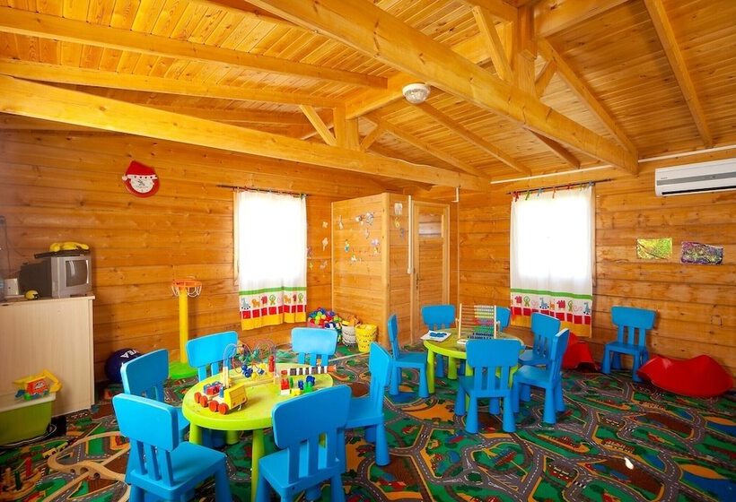 هتل Grand Sahins Gumuldur Resort