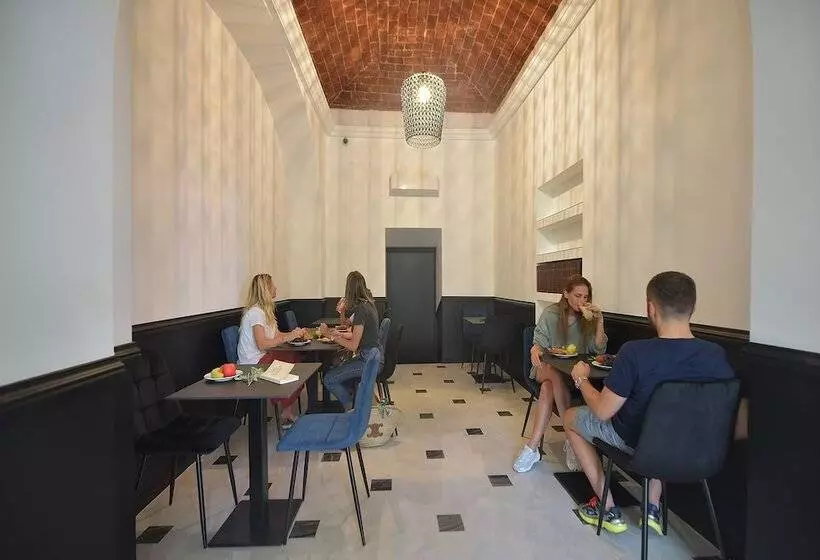 Hotelli Hôtel Continental