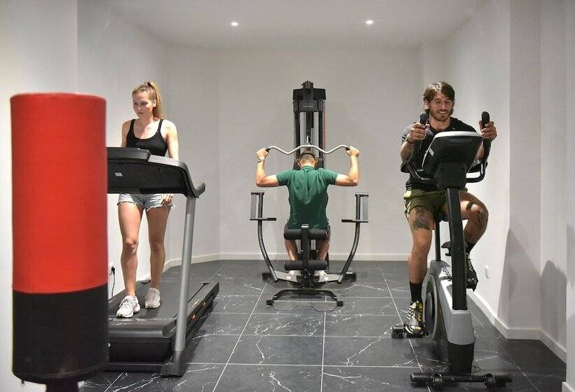 هتل Hôtel Continental