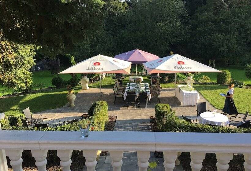 ホテル Jagdschloss Lalendorf