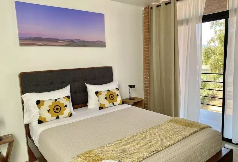 Hotelli Otero Valle De Guadalupe