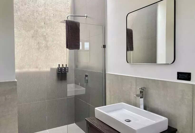 Hotelli Otero Valle De Guadalupe