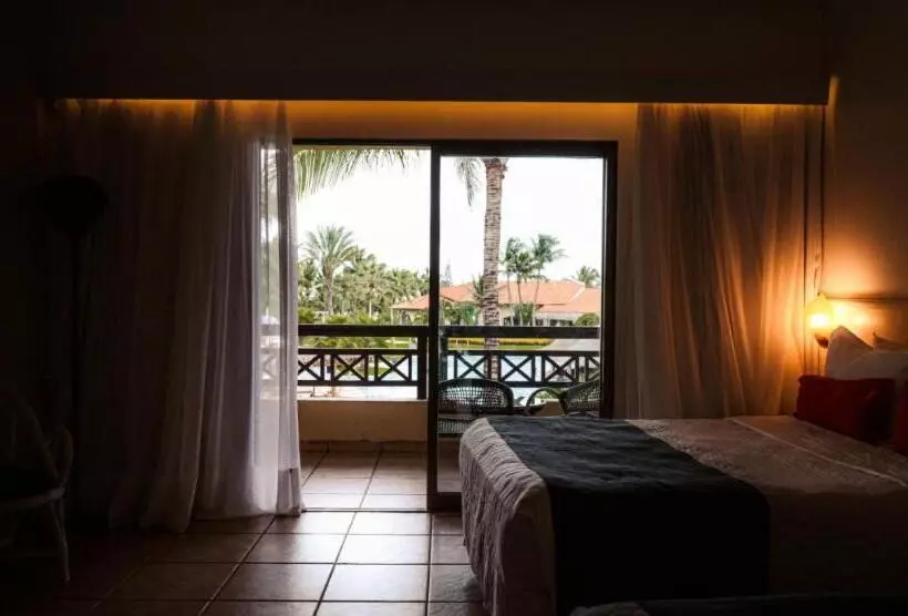 リゾートホテル Sun City Rota Das Emoções