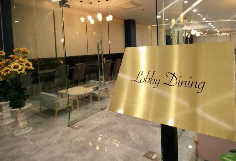 T Shine Resort And Spa