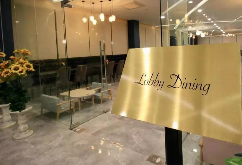 T Shine Resort And Spa