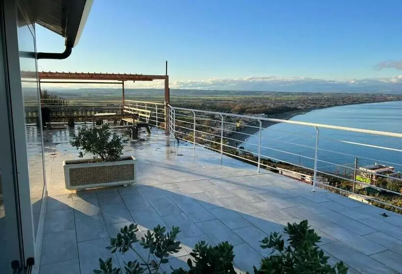 تختخواب و صبحانه Bellavista