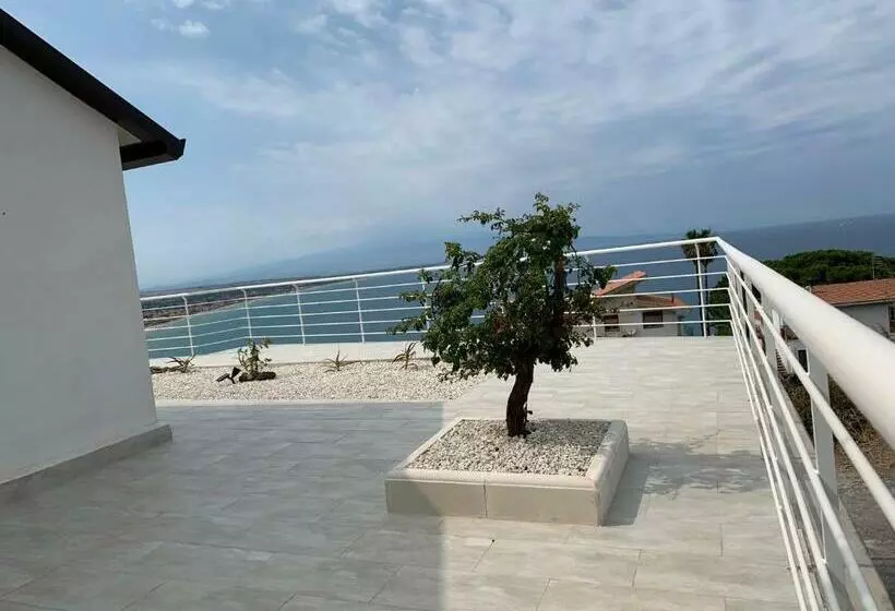 تختخواب و صبحانه Bellavista