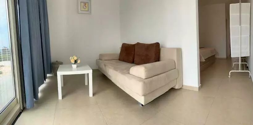 تختخواب و صبحانه Bellavista