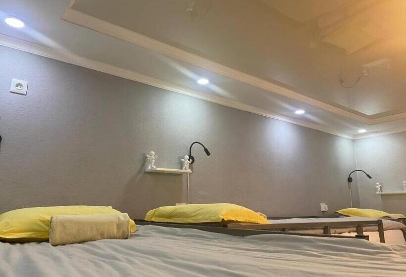 هاستل Downtown Homestay