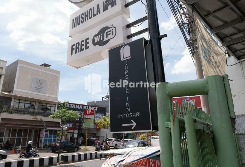 Otel Capsule Inn Antasari Mitra Reddoorz