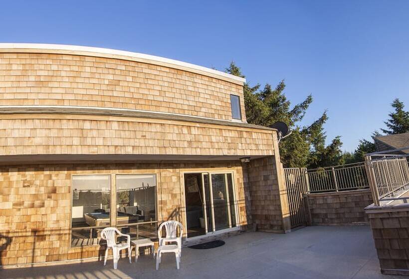 ホテル Surfcrest Resort