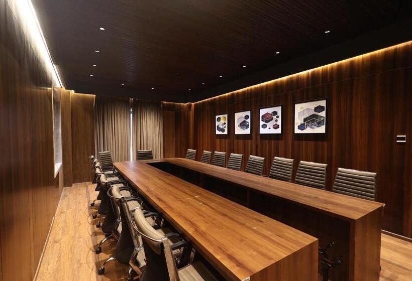 The Ramayana Hotel, Ayodhya