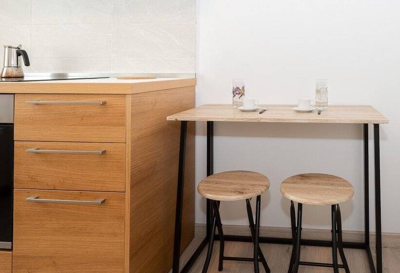 Mamo S Belvedere By Holiday Solutions