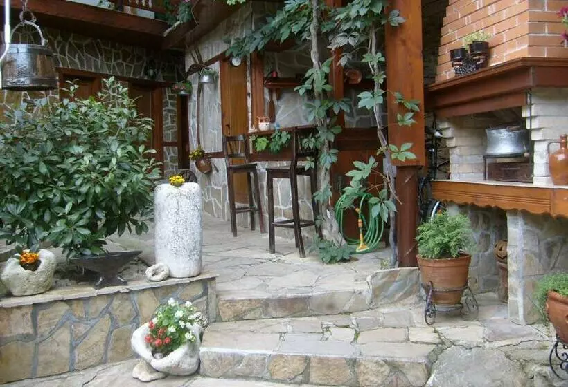 پانسیون Guest House Beroe