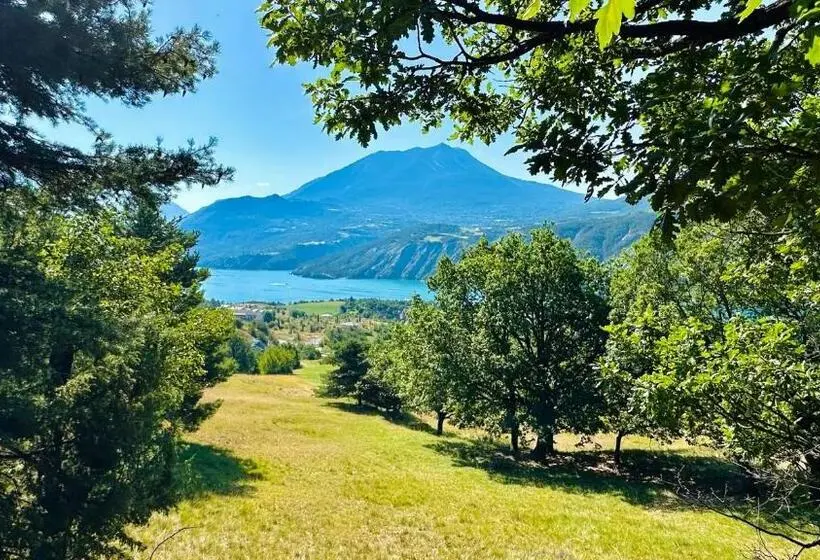 پانسیون L Eden Des Grisons
