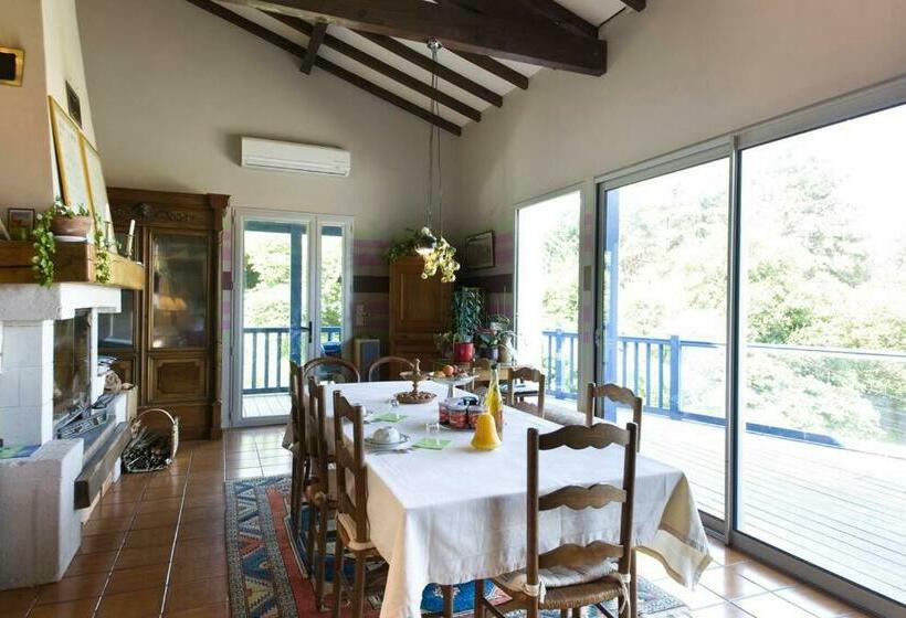 Pension Le Cèdre Bleu