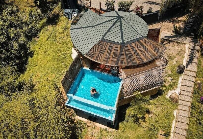 استراحتگاه Kairos Deluxe