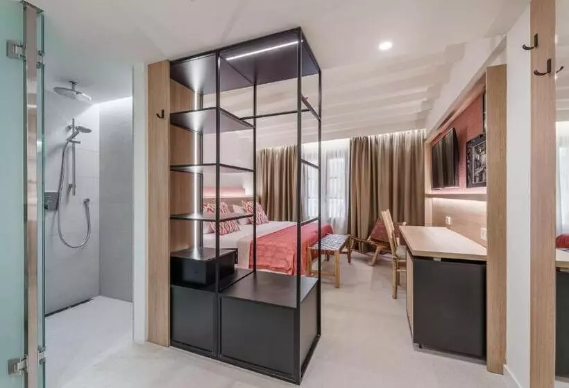 Hotelli Can Guixe   Turismo De Interior