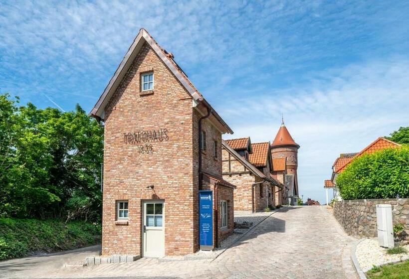 Отель Deluxe Trafo Haus