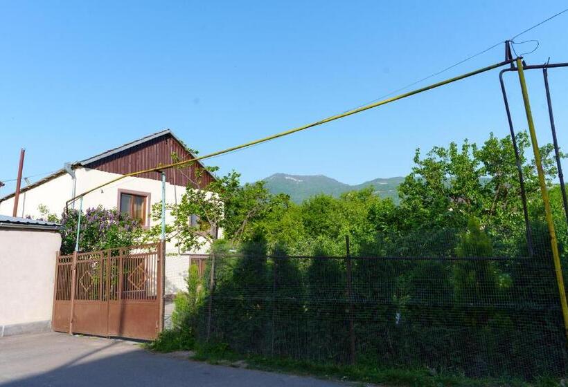 Majatalo Dream Guest House