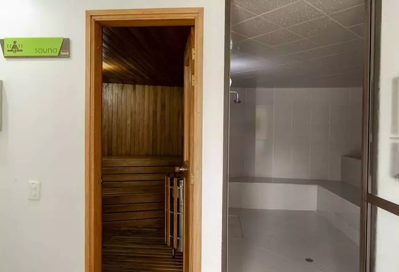 Apartasuite A 3 Min Del Aeropuerto Jmc