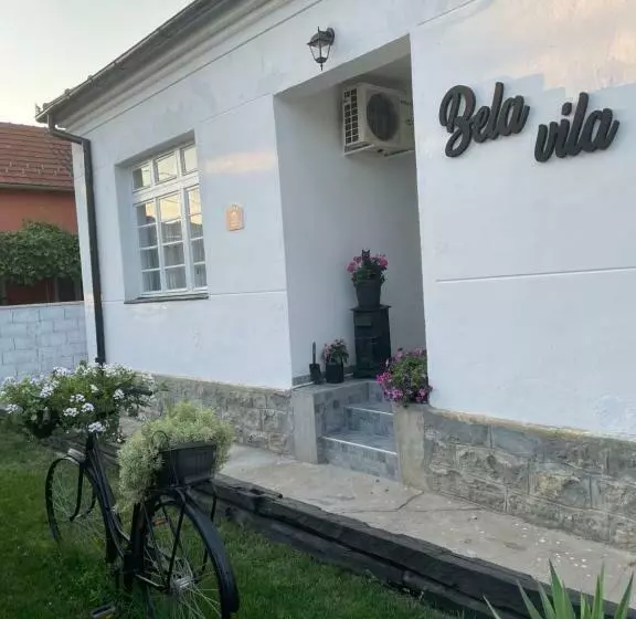 Bela Vila
