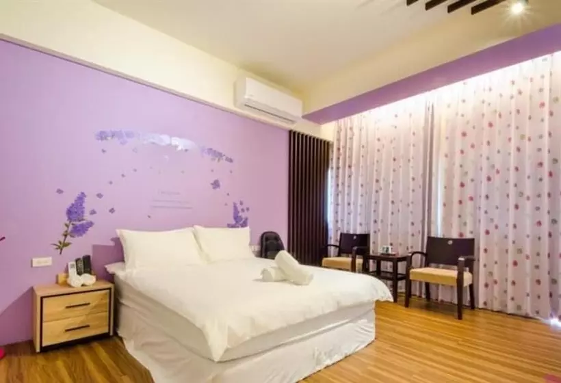 پانسیون Little Happy Hostel