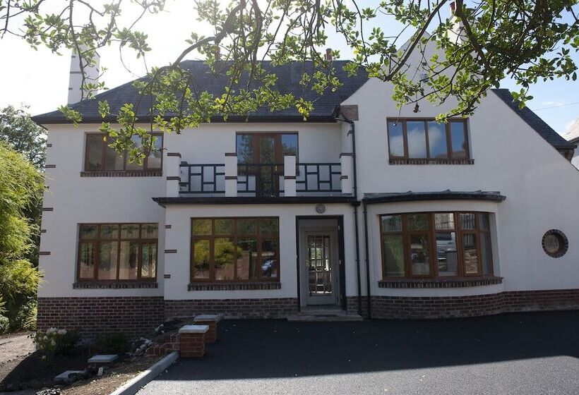 The Old Mount Manor   Causeway Coast