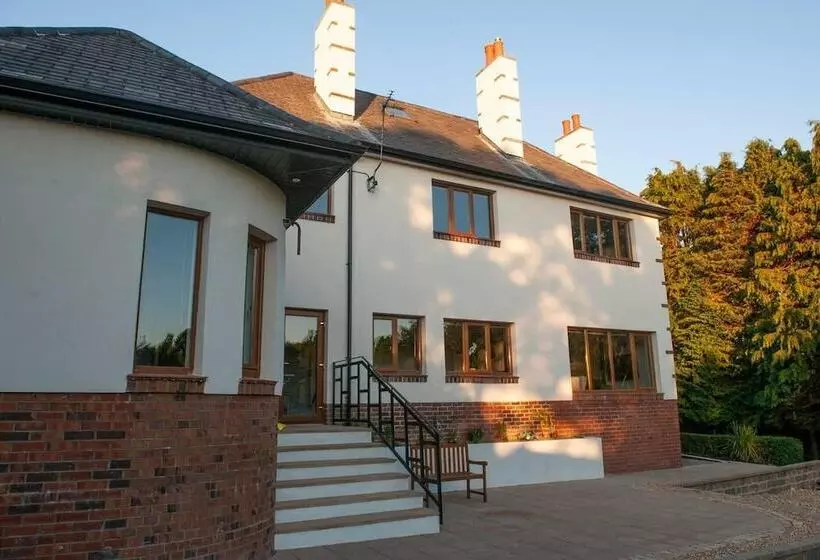 The Old Mount Manor   Causeway Coast