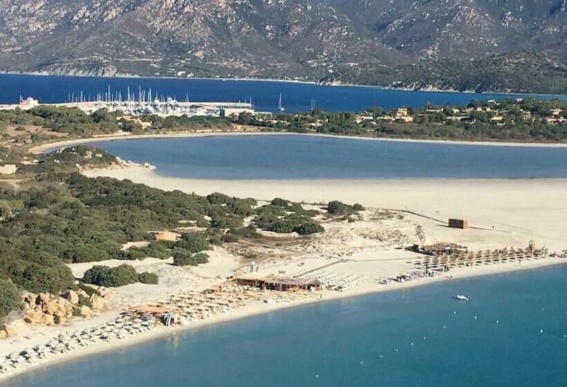 Villasimius Accogliente Appartamento Self Check In, Parking Gratuito, Fermata Bus Navetta Mare E Nol