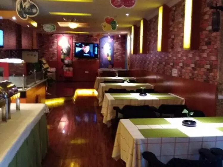 هتل Chengdu Taiji Business