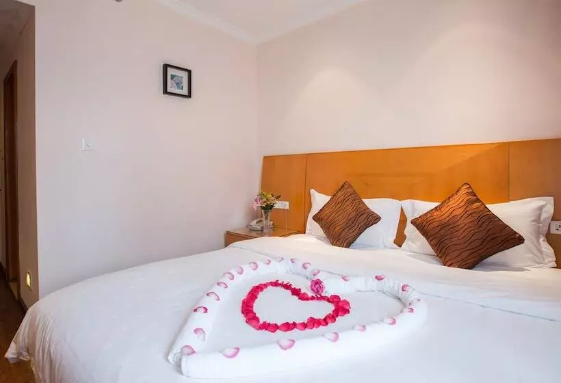 هتل Chengdu Taiji Business