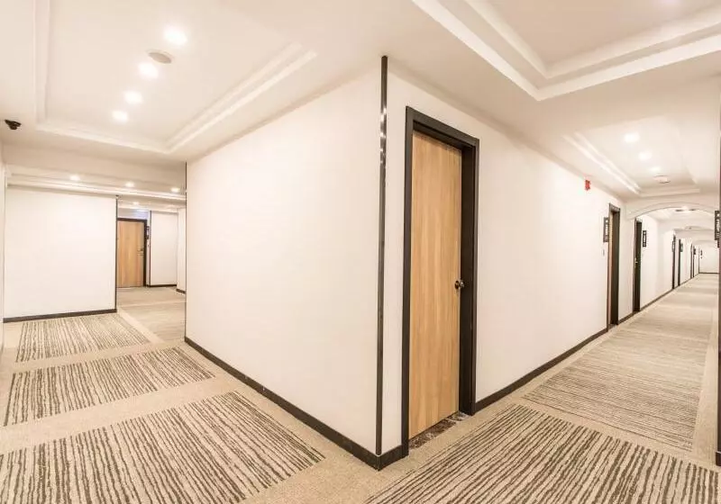 Отель Greentree Inn Suzhou Railway Station South Plaza Zhuozheng Garden Business